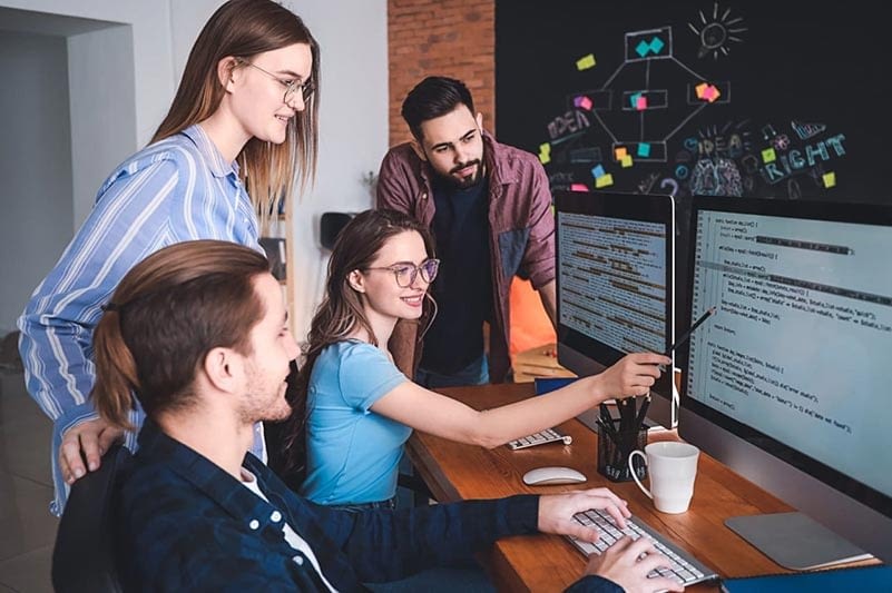 Who Uses Job Management Software